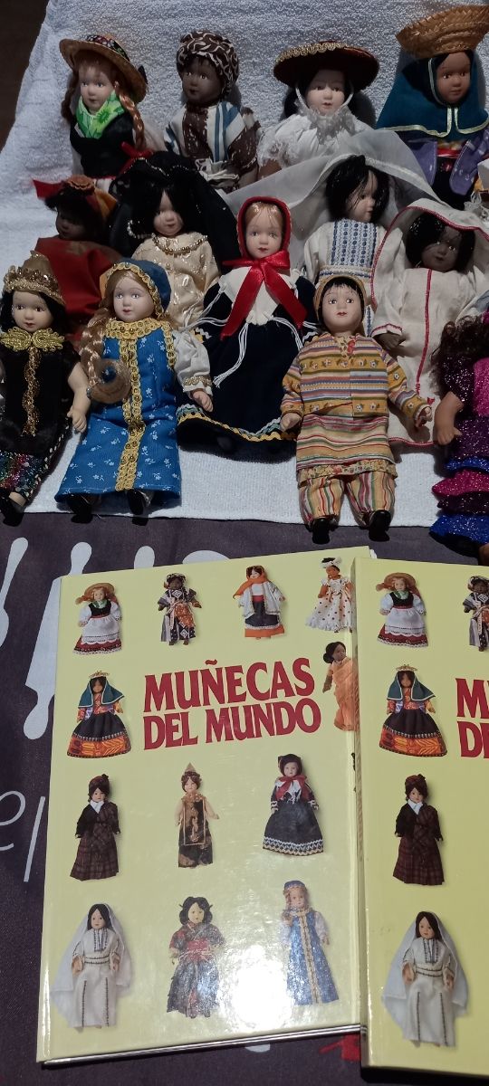 Muñecas del Mundo