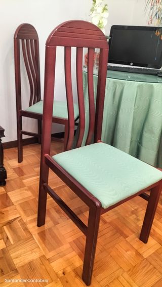 Mesa y sillas