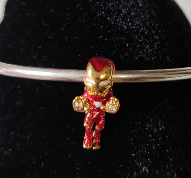 Oferta Pack pulsera y charm.. a elegir .Nuevos