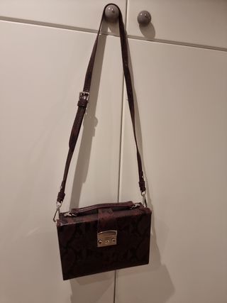 bolso zara piel serpiente 