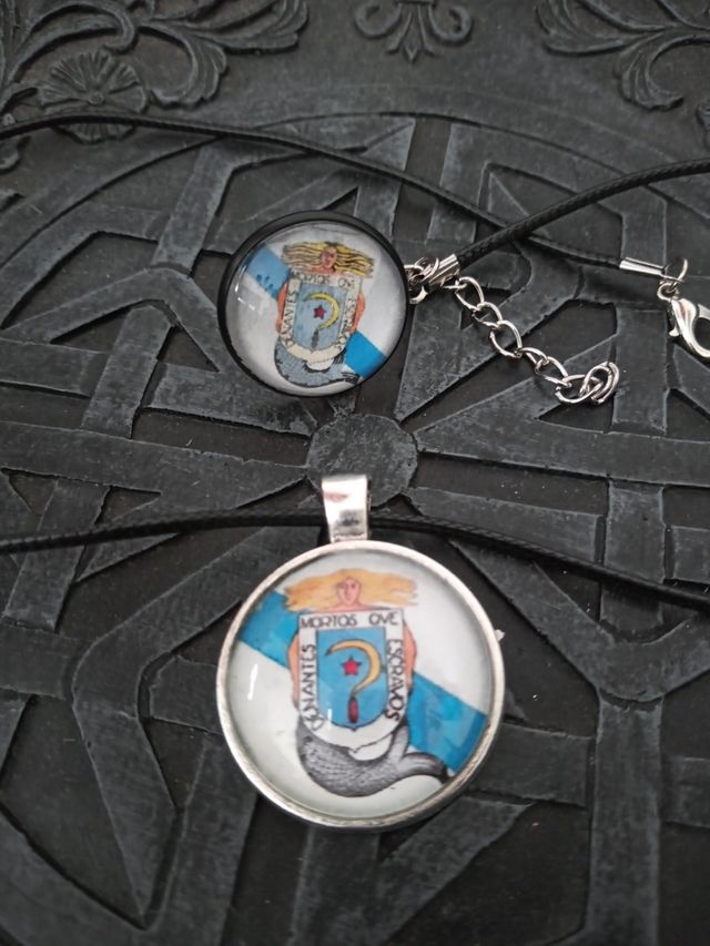 Colgante y anillo castelao