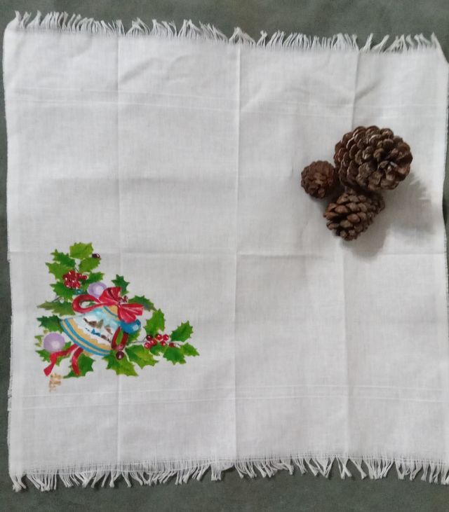 Centro Tavola in puro lino 100%