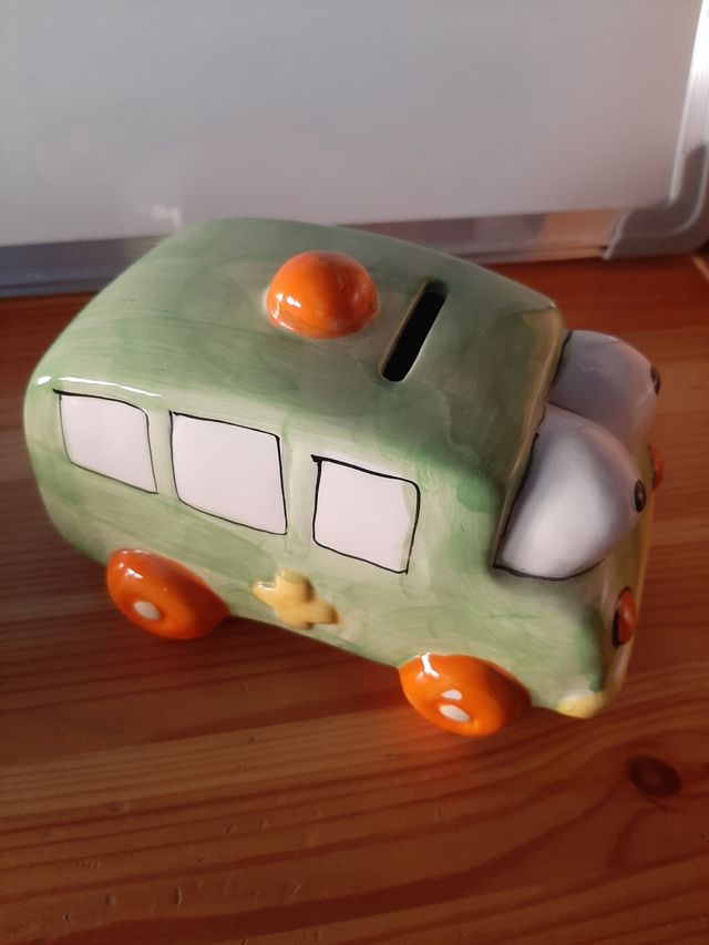 Hucha cerámica coche