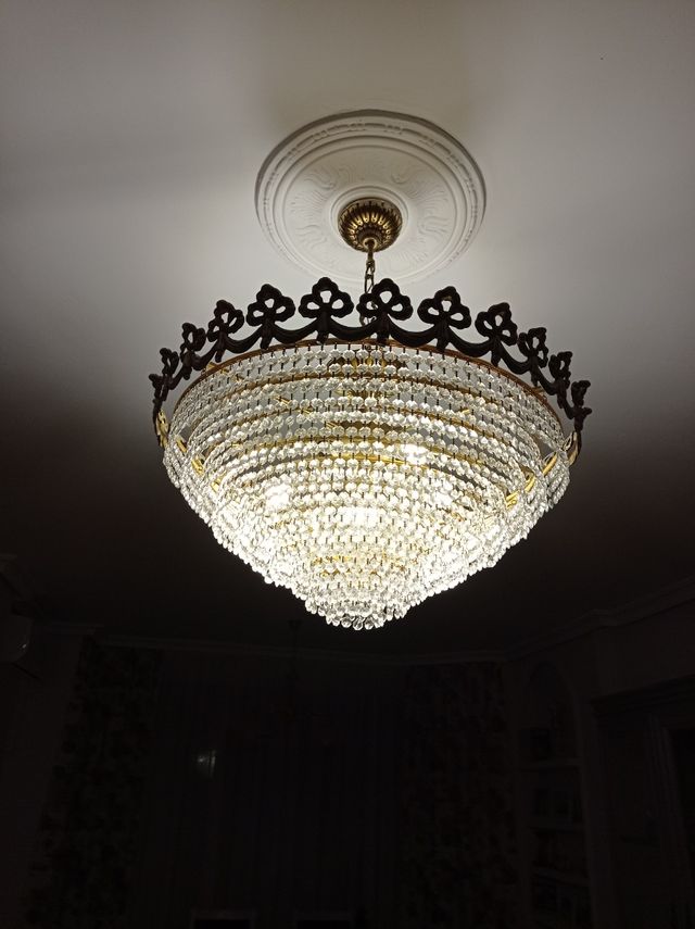 Lámpara de cristal y bronce