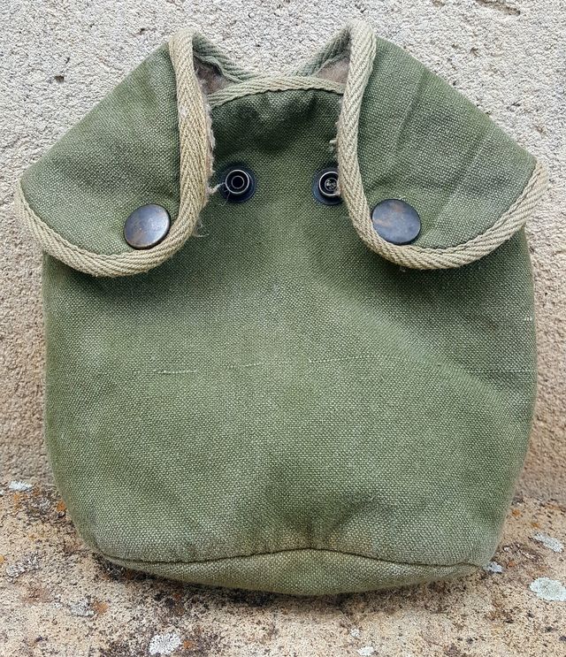 Cantimplora metalica+funda+cazo.Ejercito Frances