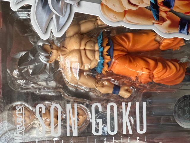 Goku ui sh figuarts