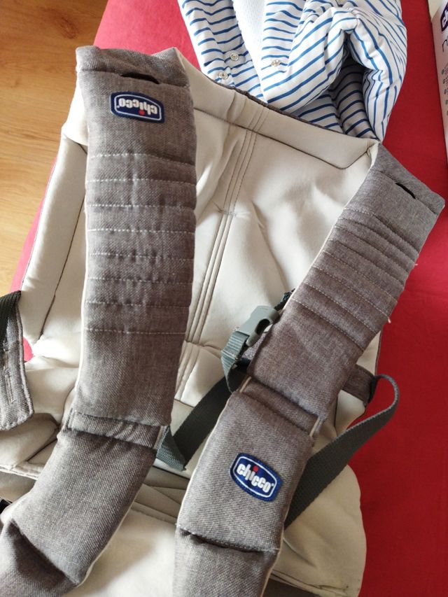 Mochila porta bebés Myamaki Chicco
