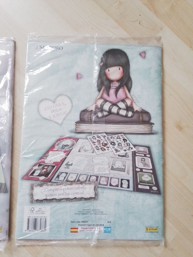 Santoro. Sticker activity póster album. 2 unidades de segunda mano por 9 EUR en Bilbao en WALLAPOP