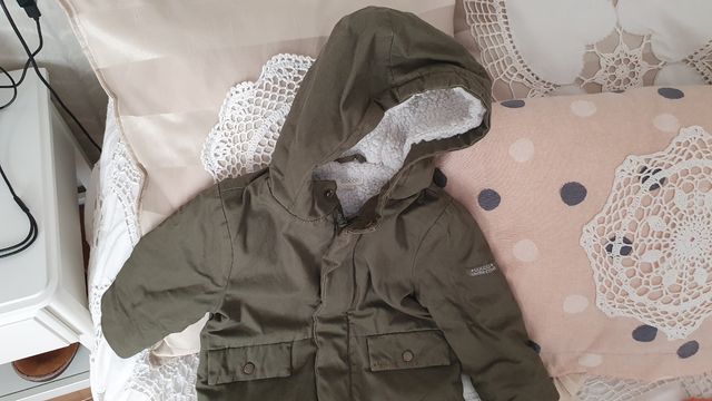 Abrigo de niño GOCCO