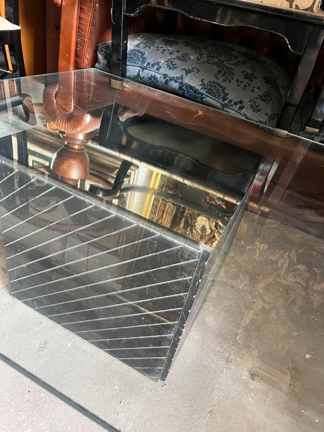 Mesa baja vintage en mármol