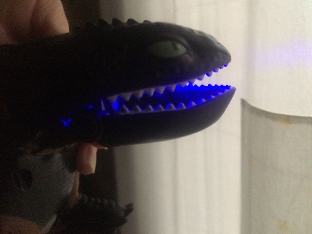 2 dragones desdentao (grande 55cm y pequeño)