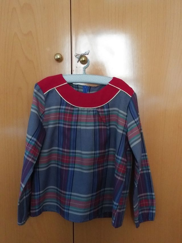 Vendo blusa de niña Pilar Batanero
