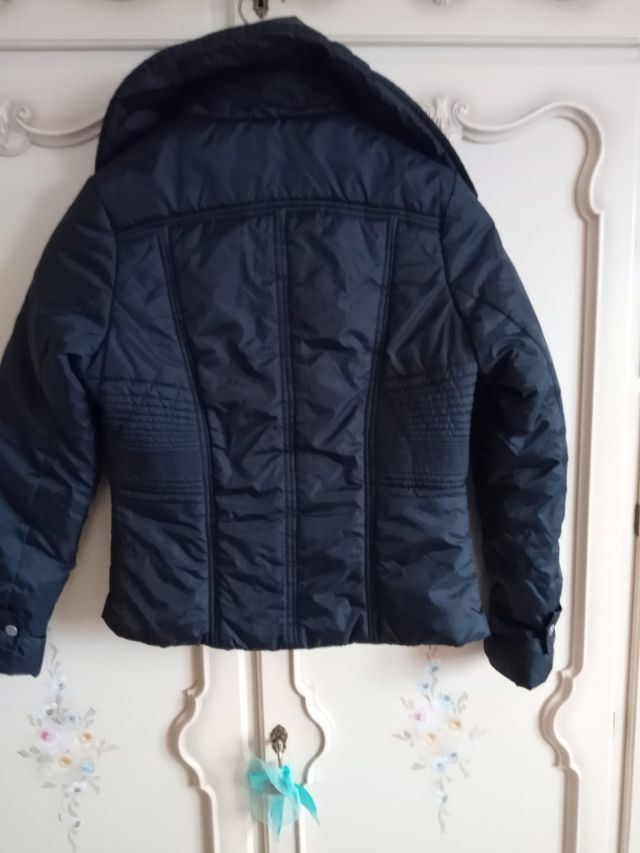 Giubbino corto nero da donna. Tg.S