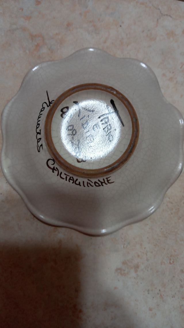 svuota tasche Caltagirone