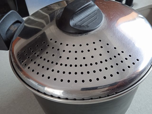 OLLA CAZUELA PARA PASTA Y MARISCO