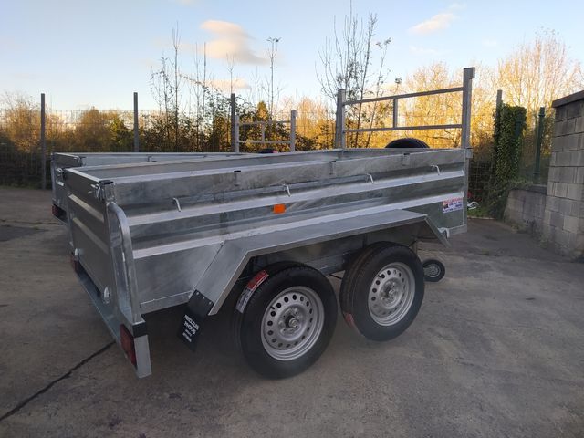 LOTE DE FABRICA REMOLQUES GALVANIZADOS INMERSION