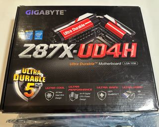Placa base GIGABYTE Z87X-UD4H