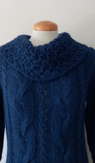 Jersey de cuello vuelto. ideal para el invierno. 