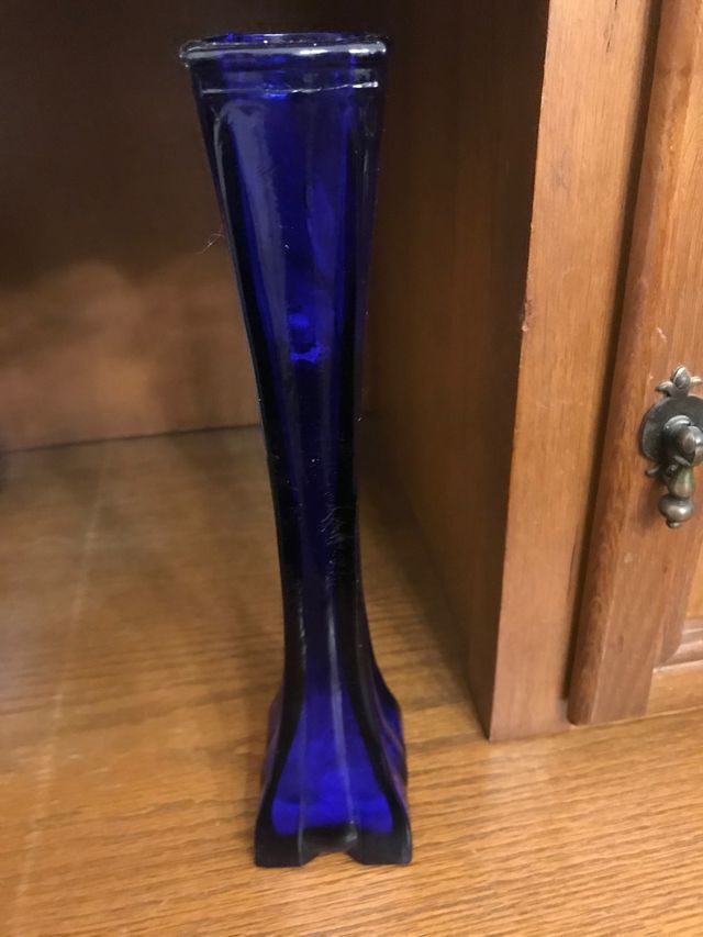 Viola cristallo blu antico