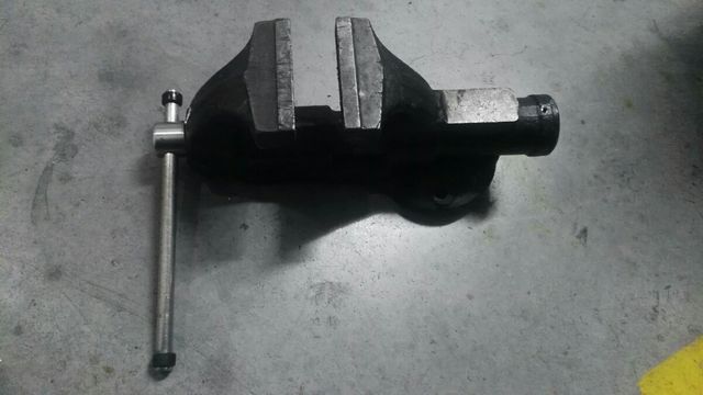 tornillo mesa irimo  100