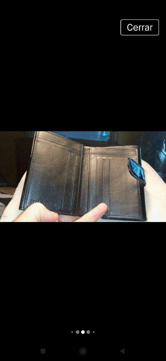 CARTERA DE CHAROL NUEVA