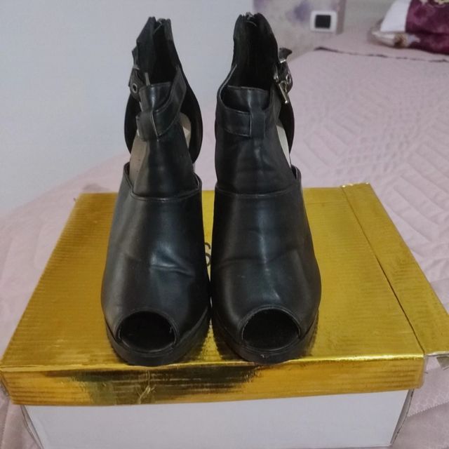 Stivaletti con tacco ragazza/donna