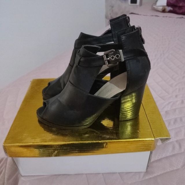 Stivaletti con tacco ragazza/donna