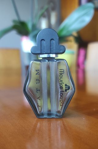 2 miniaturas de perfume