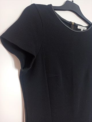 Vestido fiesta negro manga corta