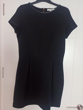 Vestido fiesta negro manga corta