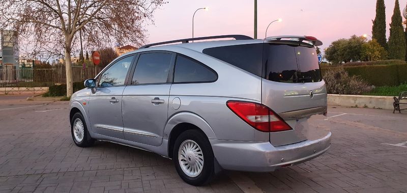 SsangYong Rodius 2007 - foto 1
