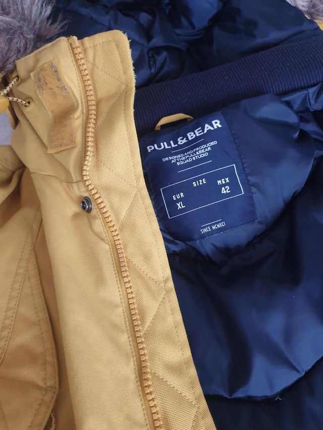 Parka /chaqueta  PULL&BEAR  35€