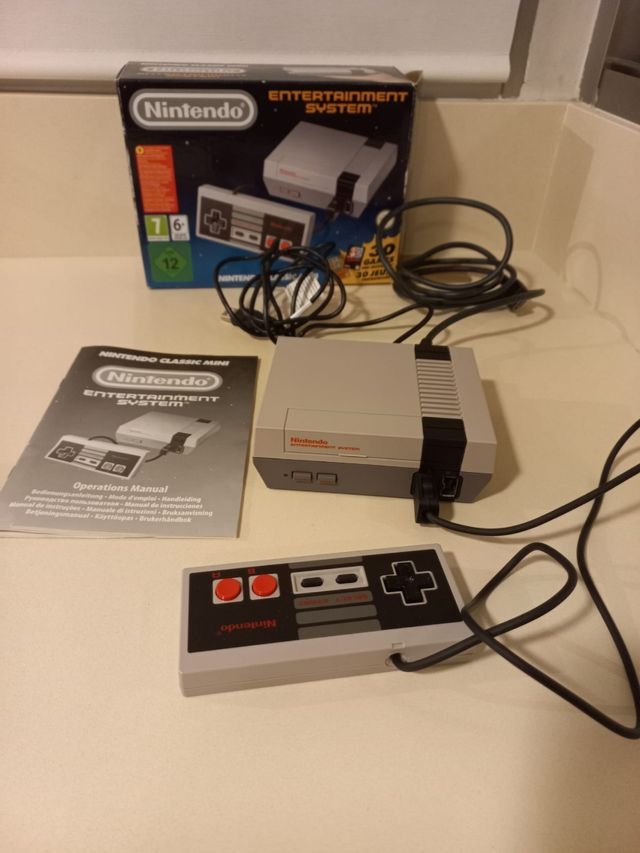 Nintendo NES clásica Mini nueva. Rebajada hoy!!