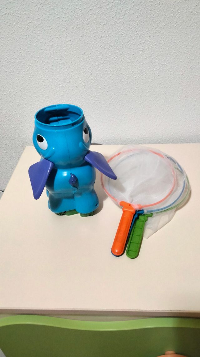 Elefante cazamariposas