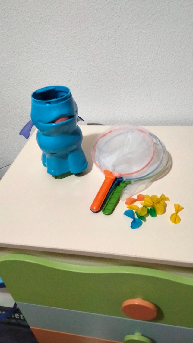 Elefante cazamariposas