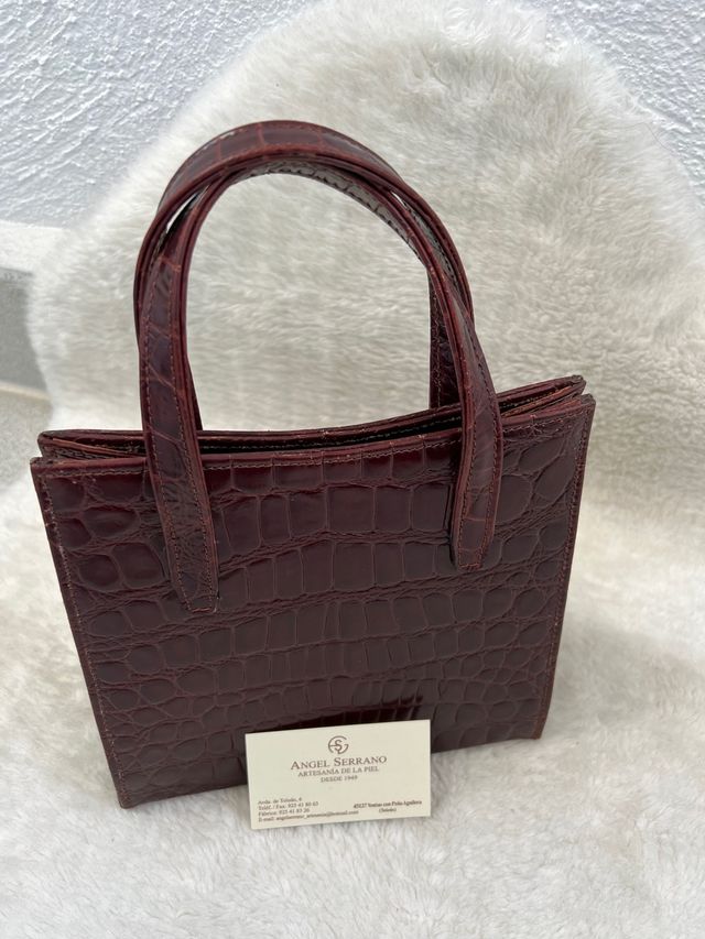 Bolso de mano en piel a estrenar marrón fiesta