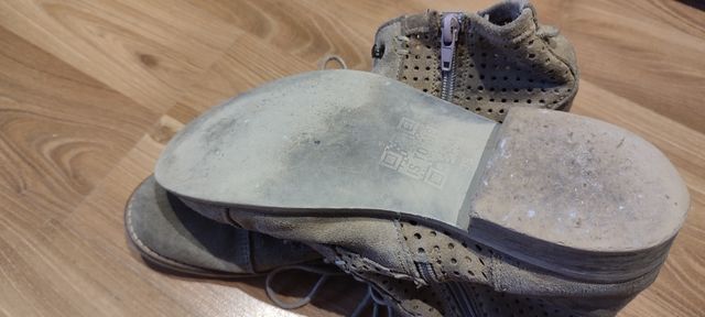 Botas talla 38 de piel girada