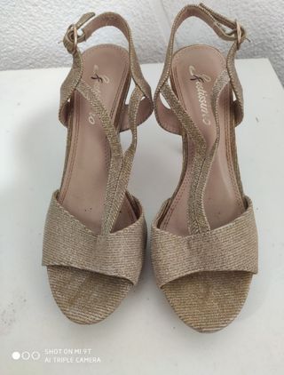 Tacones dorados De fiesta 