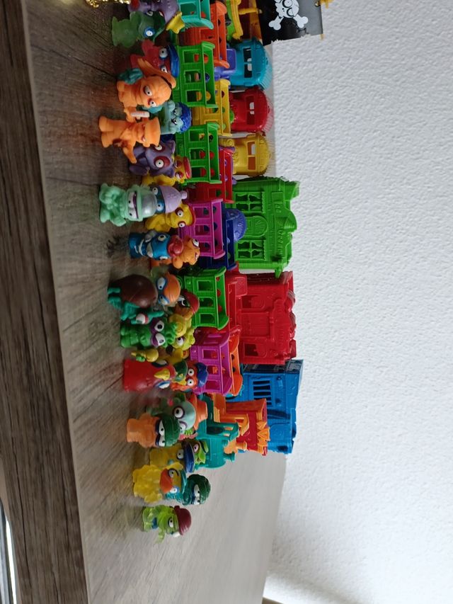 Muñecos de zomlings