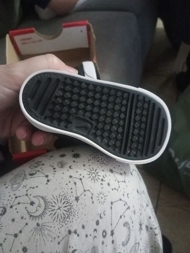 Bambas Nike bebé sin estrenar