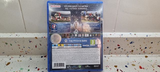 PES 2016.  Videojuego para PS4