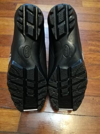 Botas de esquí de fondo marca Inovik, Classic 150