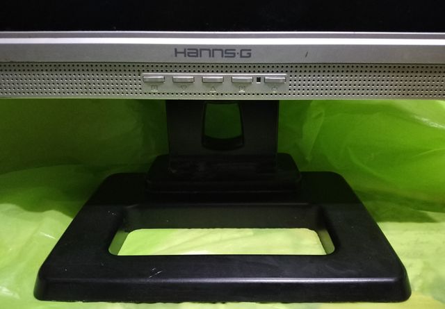 MONITOR DE PC CUADRADO HANNS.G DE 19 PULGADAS GRIS