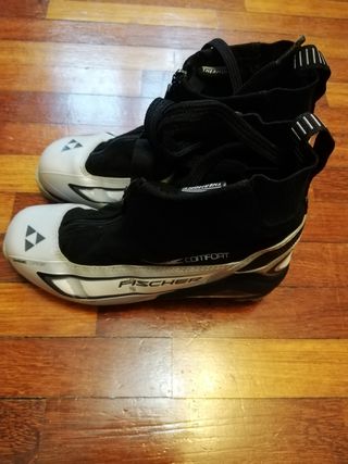 Botas de esquí de fondo marca Fischer