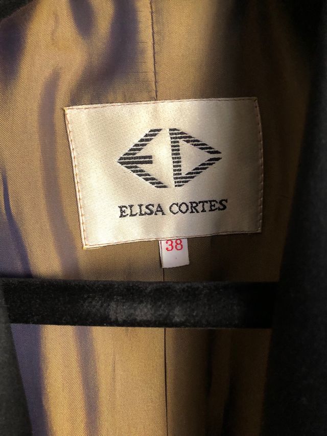 Smoking Elisa Cortes