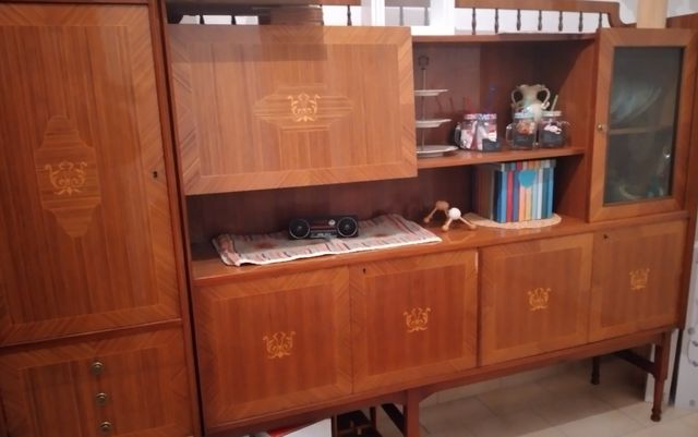 Mobile Credenza