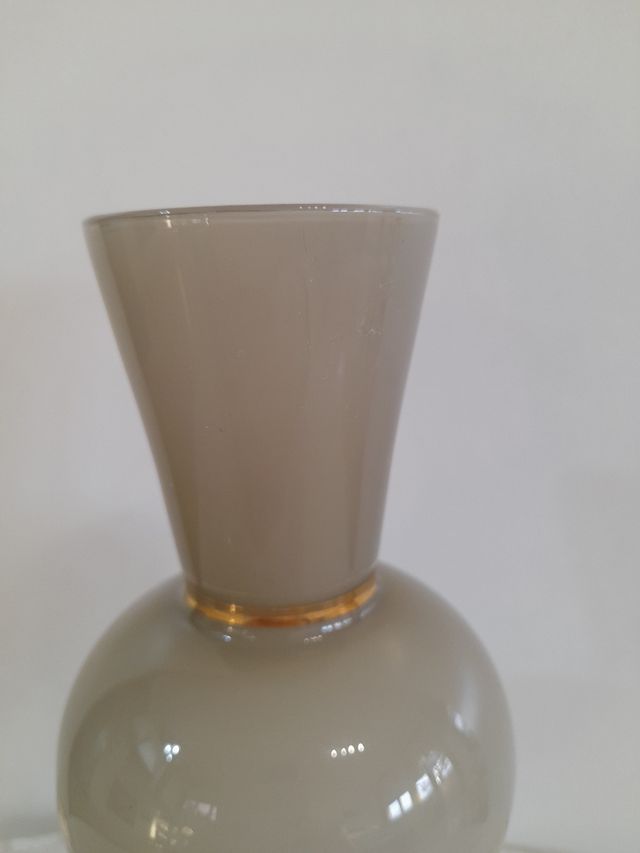 Coppia di Vasi in Vetro Verde Sfumato Vintage