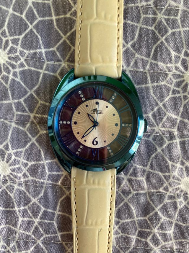 Reloj Lotus señora