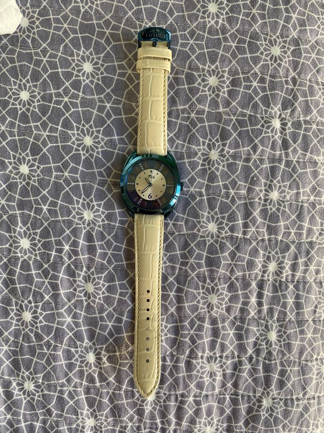 Reloj Lotus señora