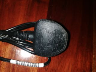 enchufe eléctrico sin estrenar tipo inglés 